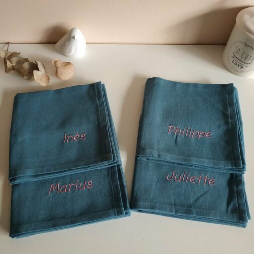 Serviette de table brodée – Image 8