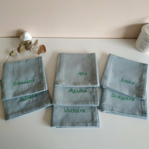 Serviette de table brodée – Image 7