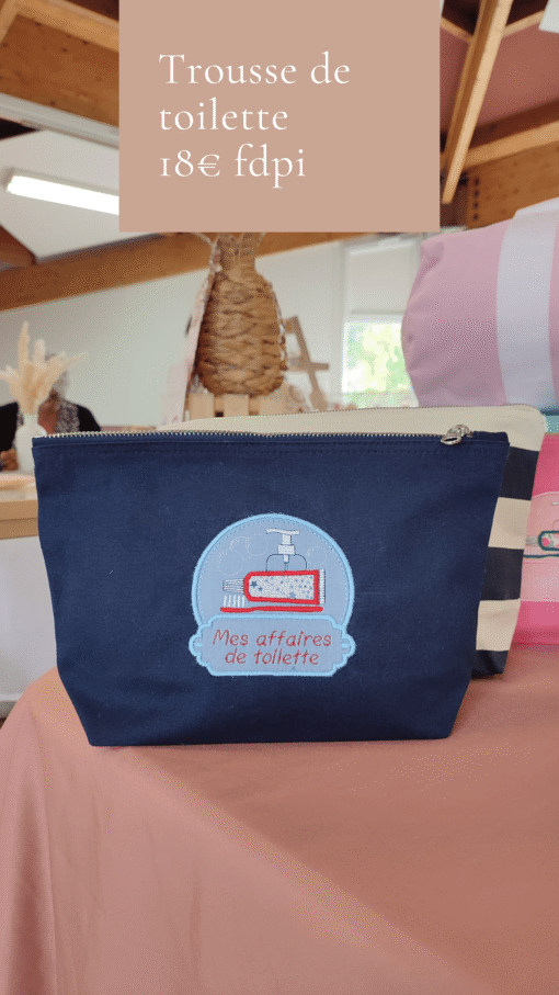 Trousse de toilette en stock