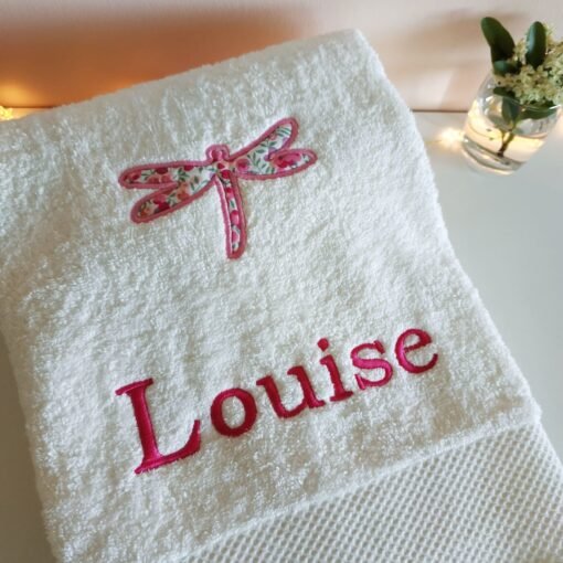 Serviette de toilette brodée personnalisée – Image 5