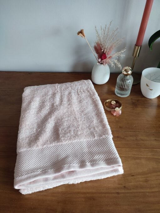 Serviette de toilette brodée personnalisée – Image 9